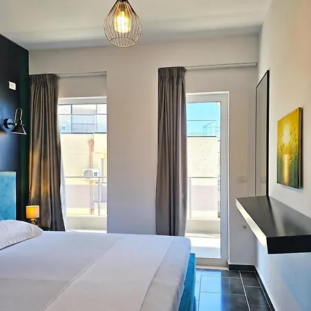 Christine Sunny Corner 004 /w Sea View Balcony - Happy Apartment Sarande